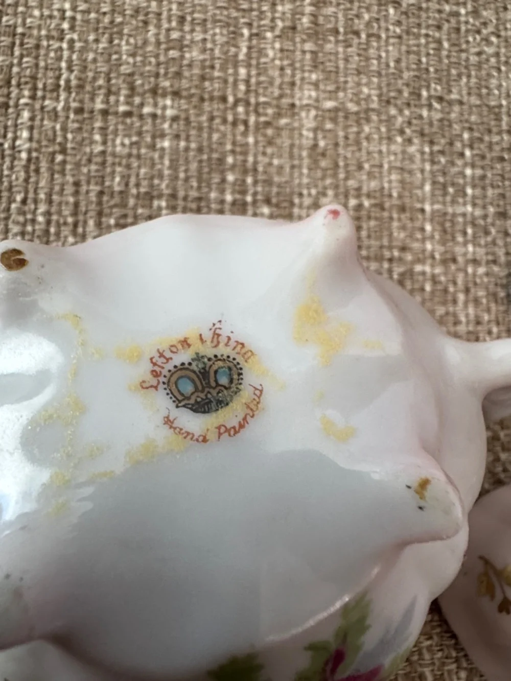 Vintage Floral Porcelain Creamer and Sugar Set with Gold Trim - Picture 3 of 3